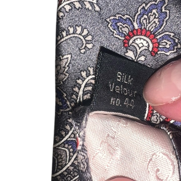 Oscar de la Renta Couture 100% Silk Red Grey Navy Green Paisley Abstract Tie Set - Picture 5 of 12